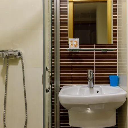 Отель Trebol Малага