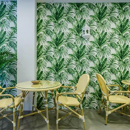 H-a Trebol مالقة