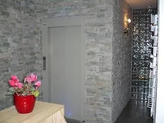 H-a Trebol فندق *